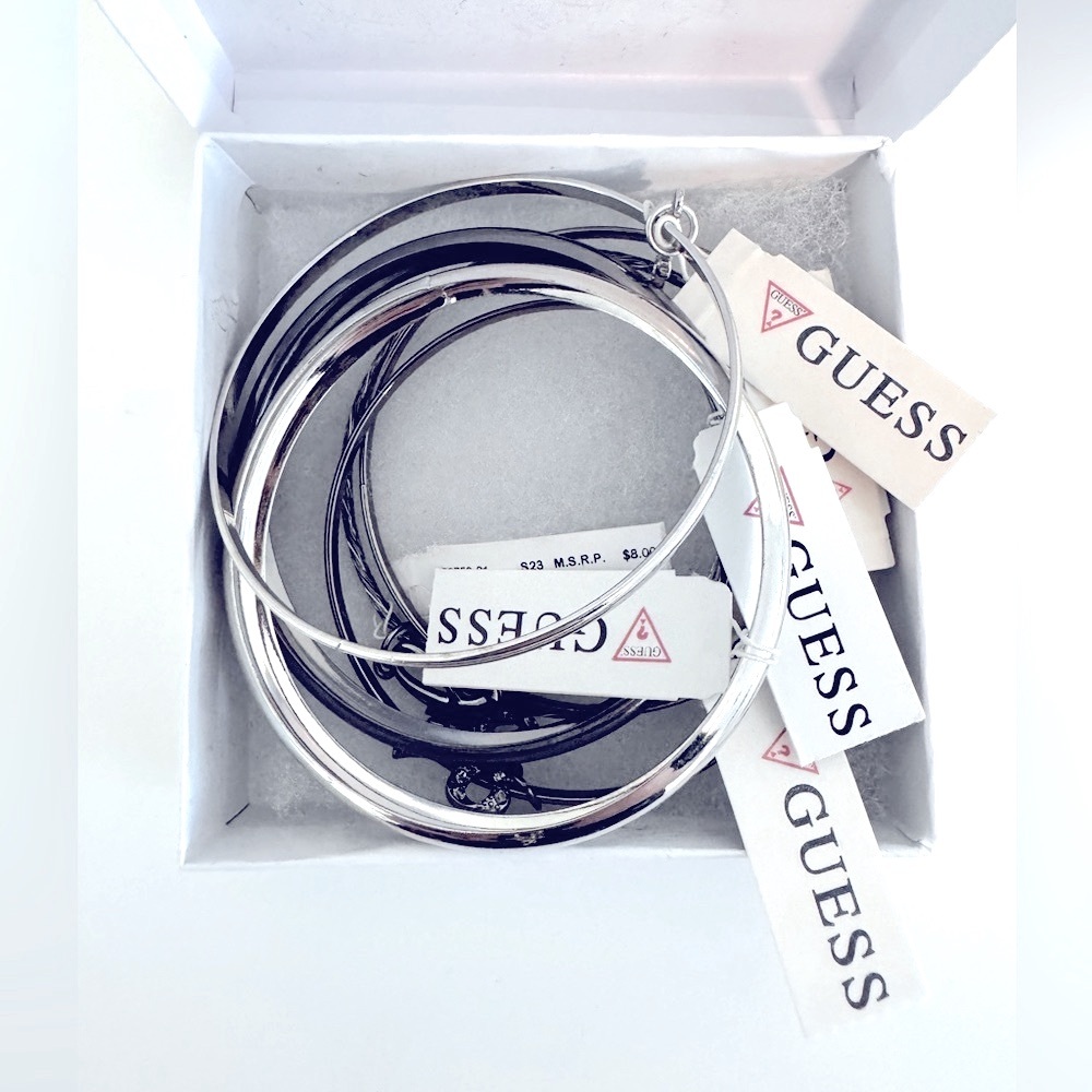 NWT GUESS Bangle 1- G